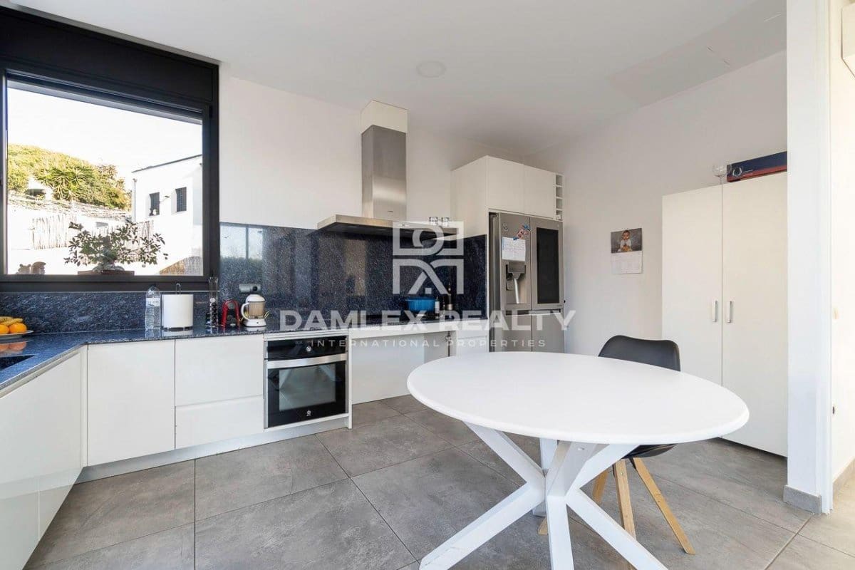 3 soveværelse Villa til salg i Platja d'Aro - € 1.000.000 (Ref: 7988088)