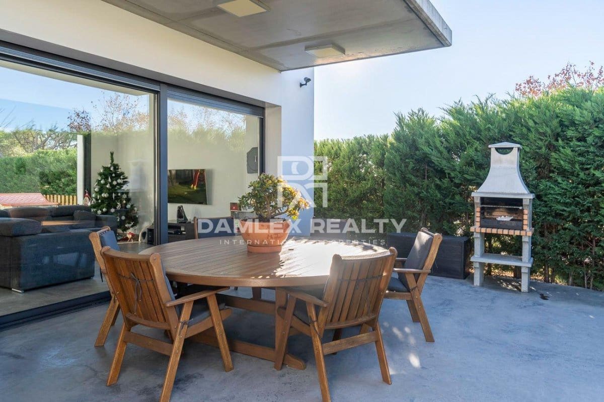 3 soveværelse Villa til salg i Platja d'Aro - € 1.000.000 (Ref: 7988088)