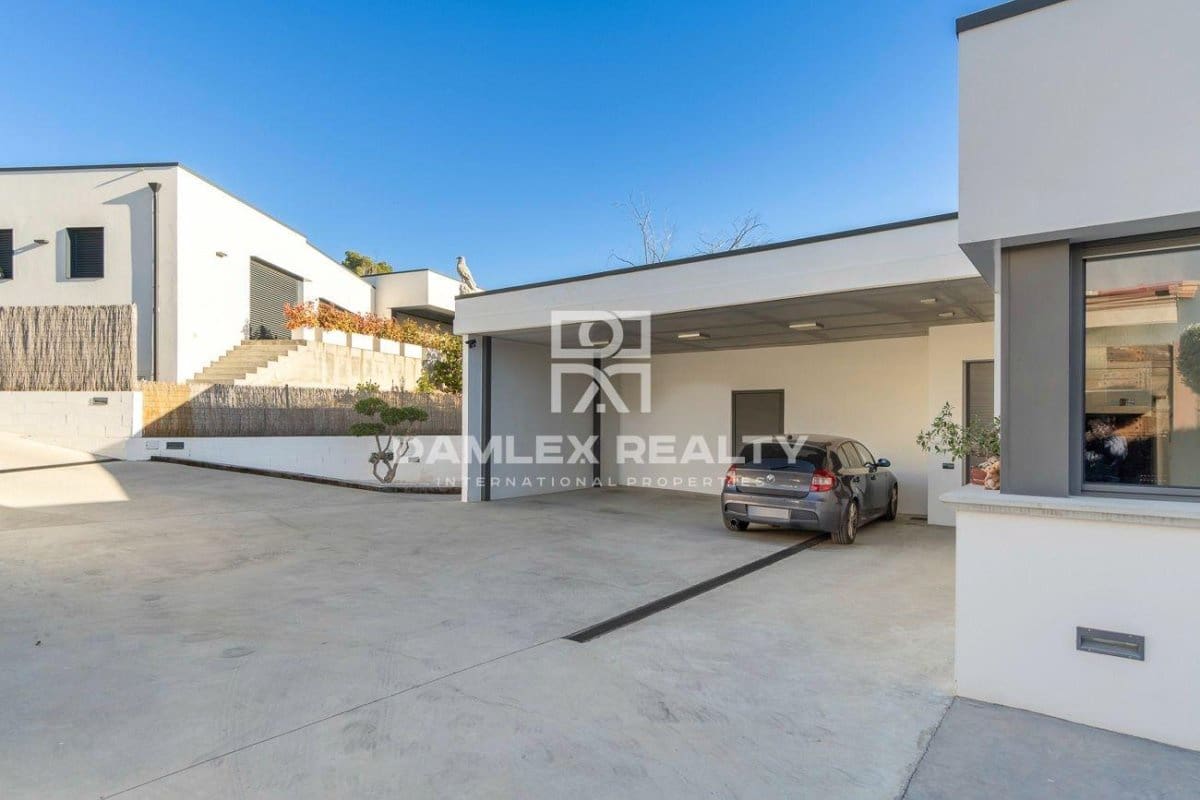 3 soveværelse Villa til salg i Platja d'Aro - € 1.000.000 (Ref: 7988088)