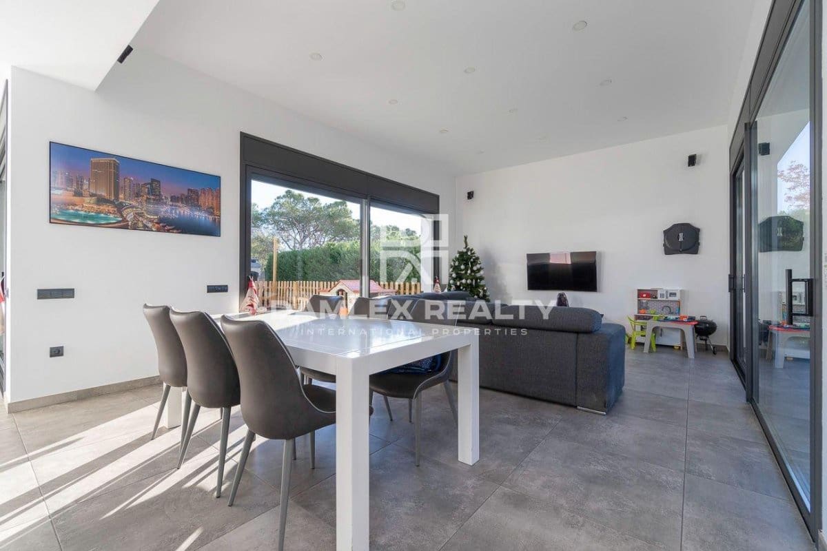 3 soveværelse Villa til salg i Platja d'Aro - € 1.000.000 (Ref: 7988088)