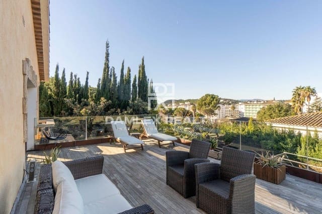 4 slaapkamer Villa te koop in Lloret de Mar met zwembad garage - € 1.950.000 (Ref: 8010321)