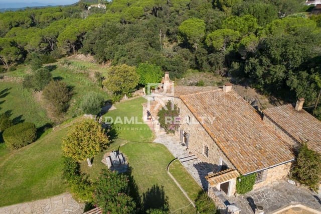 5 chambre Villa/Maison à vendre à Santa Cristina d'Aro avec piscine - 1 950 000 € (Ref: 8015764)