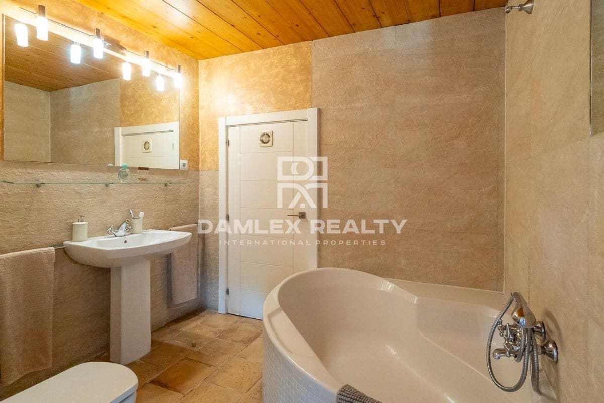 5 chambre Villa/Maison à vendre à Santa Cristina d'Aro avec piscine - 1 950 000 € (Ref: 8015764)