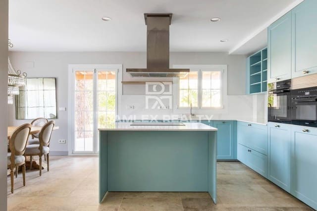 4 slaapkamer Villa te koop in Caldes de Malavella - € 835.000 (Ref: 8046489)