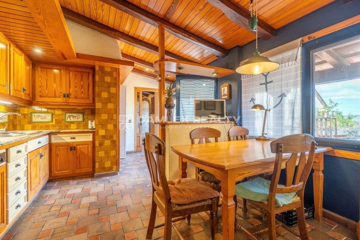 10 chambre Villa/Maison à vendre à Calella de Palafrugell avec piscine - 1 730 000 € (Ref: 8067586)