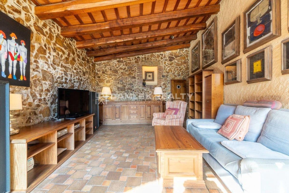 10 chambre Villa/Maison à vendre à Calella de Palafrugell avec piscine - 1 730 000 € (Ref: 8067586)