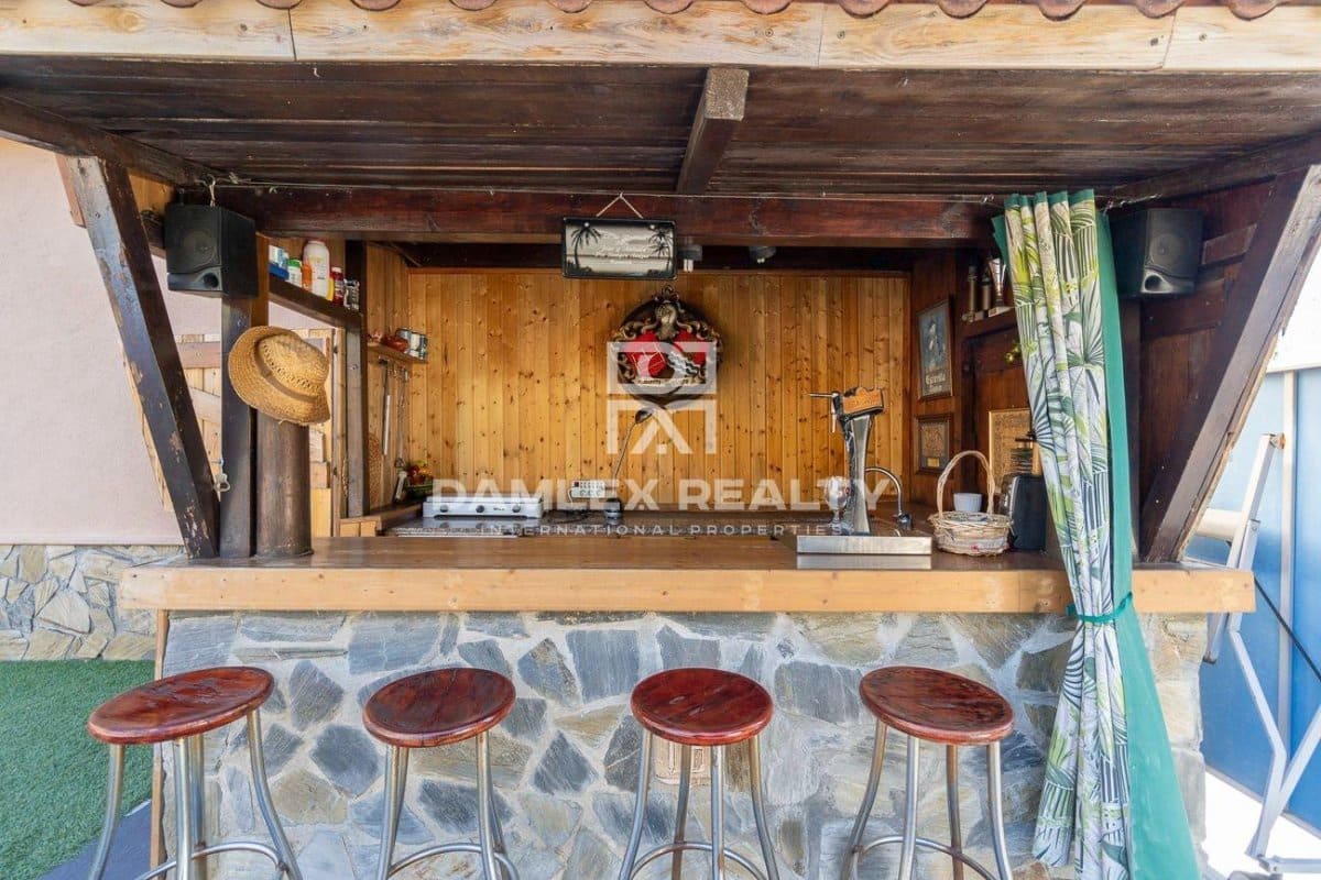 4 camera da letto Villa in vendita in Blanes con piscina garage - 369.000 € (Rif: 8104639)