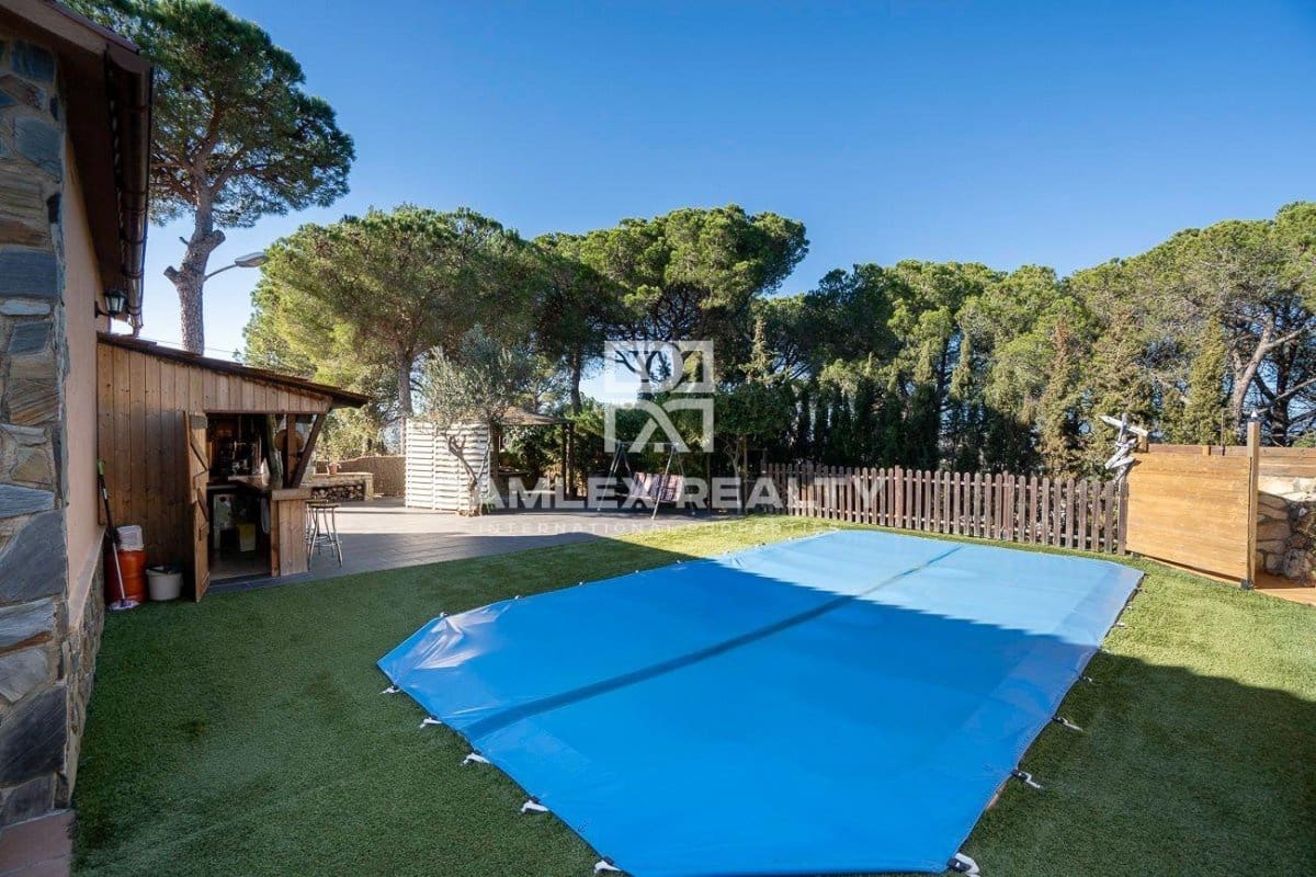 4 camera da letto Villa in vendita in Blanes con piscina garage - 369.000 € (Rif: 8104639)