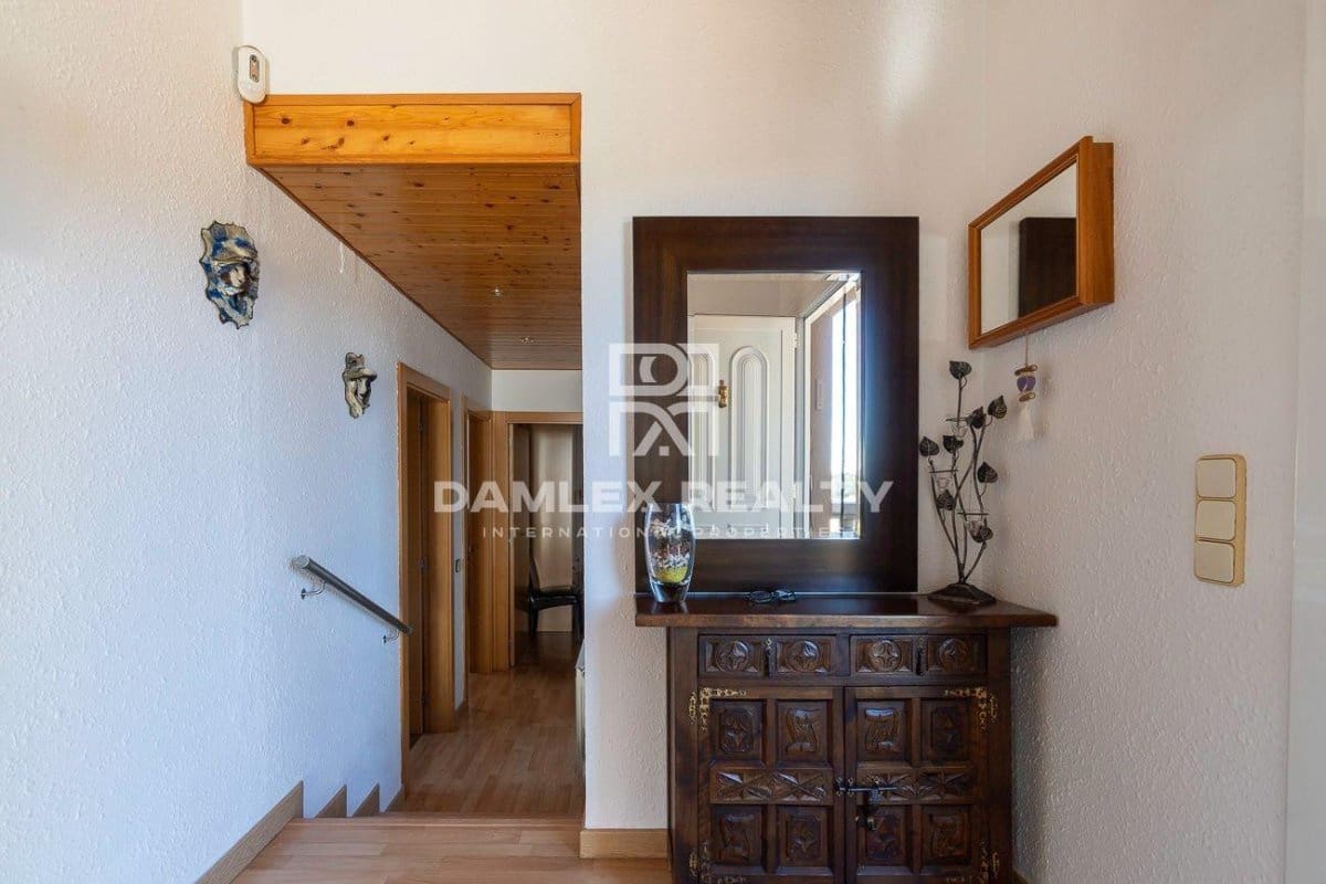 4 camera da letto Villa in vendita in Blanes con piscina garage - 369.000 € (Rif: 8104639)