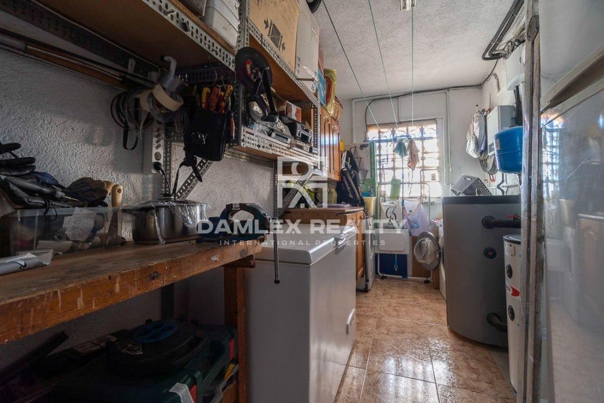 4 camera da letto Villa in vendita in Blanes con piscina garage - 369.000 € (Rif: 8104639)