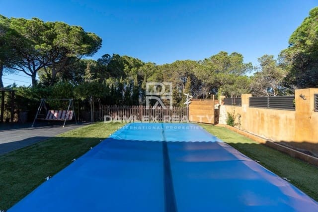 4 camera da letto Villa in vendita in Blanes con piscina garage - 369.000 € (Rif: 8104639)