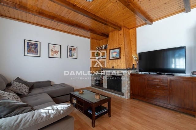 4 camera da letto Villa in vendita in Blanes con piscina garage - 369.000 € (Rif: 8104639)