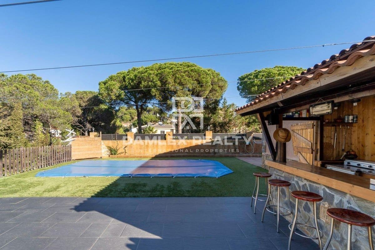 4 camera da letto Villa in vendita in Blanes con piscina garage - 369.000 € (Rif: 8104639)