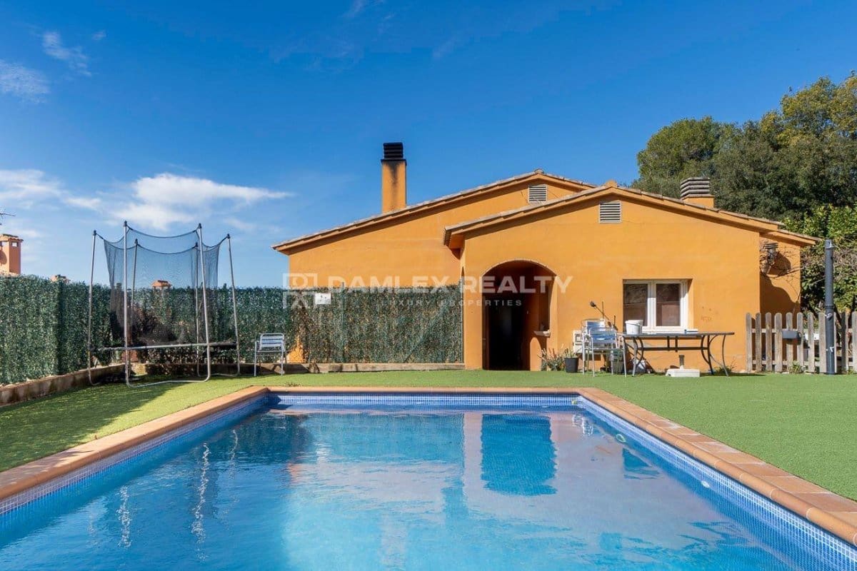 4 sypialnia Willa na sprzedaż w Begur z basenem garażem - 408 000 € (Ref: 8126581)