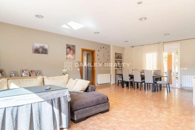 4 sypialnia Willa na sprzedaż w Begur z basenem garażem - 408 000 € (Ref: 8126581)