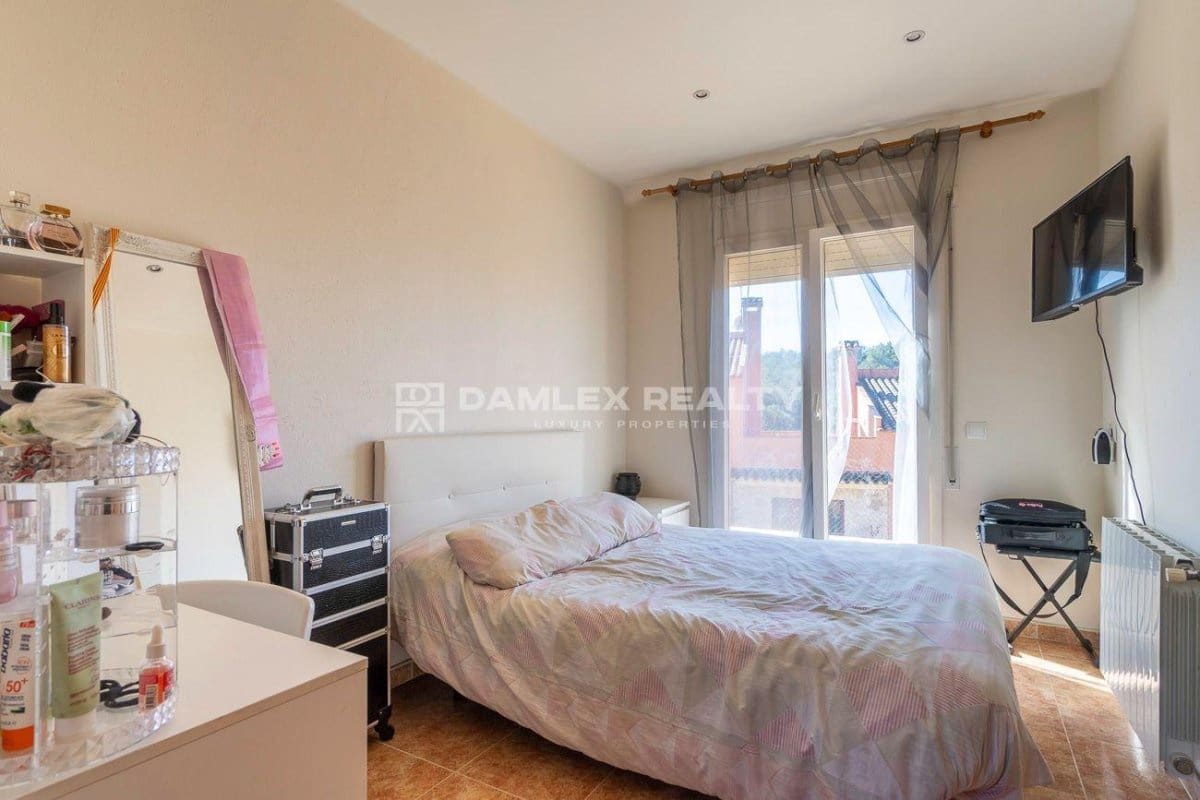 4 sypialnia Willa na sprzedaż w Begur z basenem garażem - 408 000 € (Ref: 8126581)