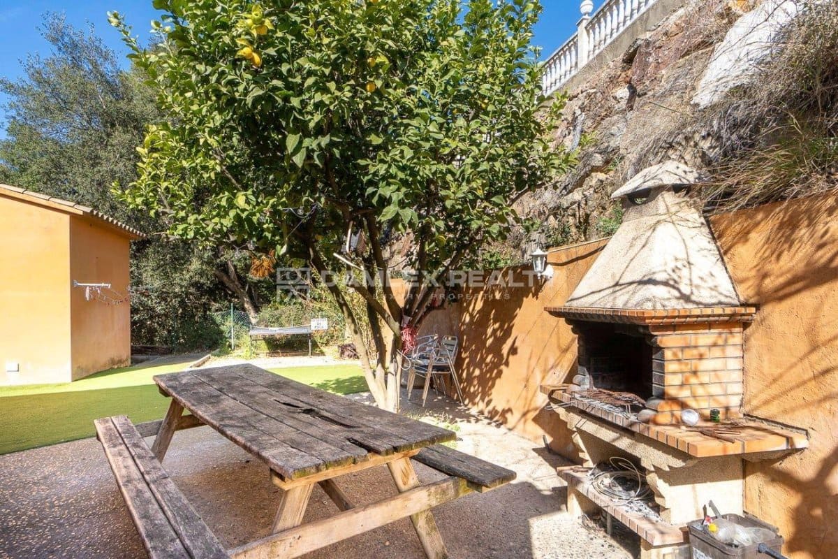 4 sypialnia Willa na sprzedaż w Begur z basenem garażem - 408 000 € (Ref: 8126581)