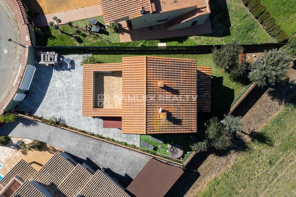 3 soveværelse Villa til salg i Calella de Palafrugell - € 440.000 (Ref: 8135997)