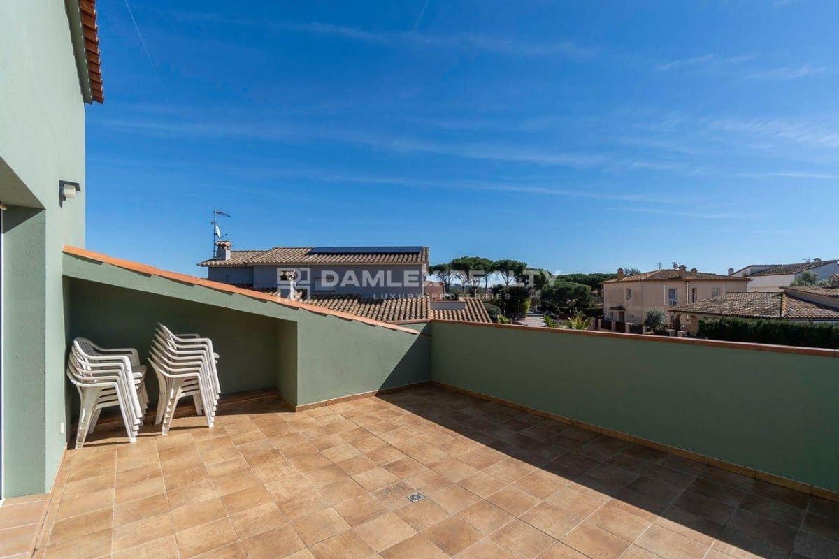 3 soveværelse Villa til salg i Calella de Palafrugell - € 440.000 (Ref: 8135997)