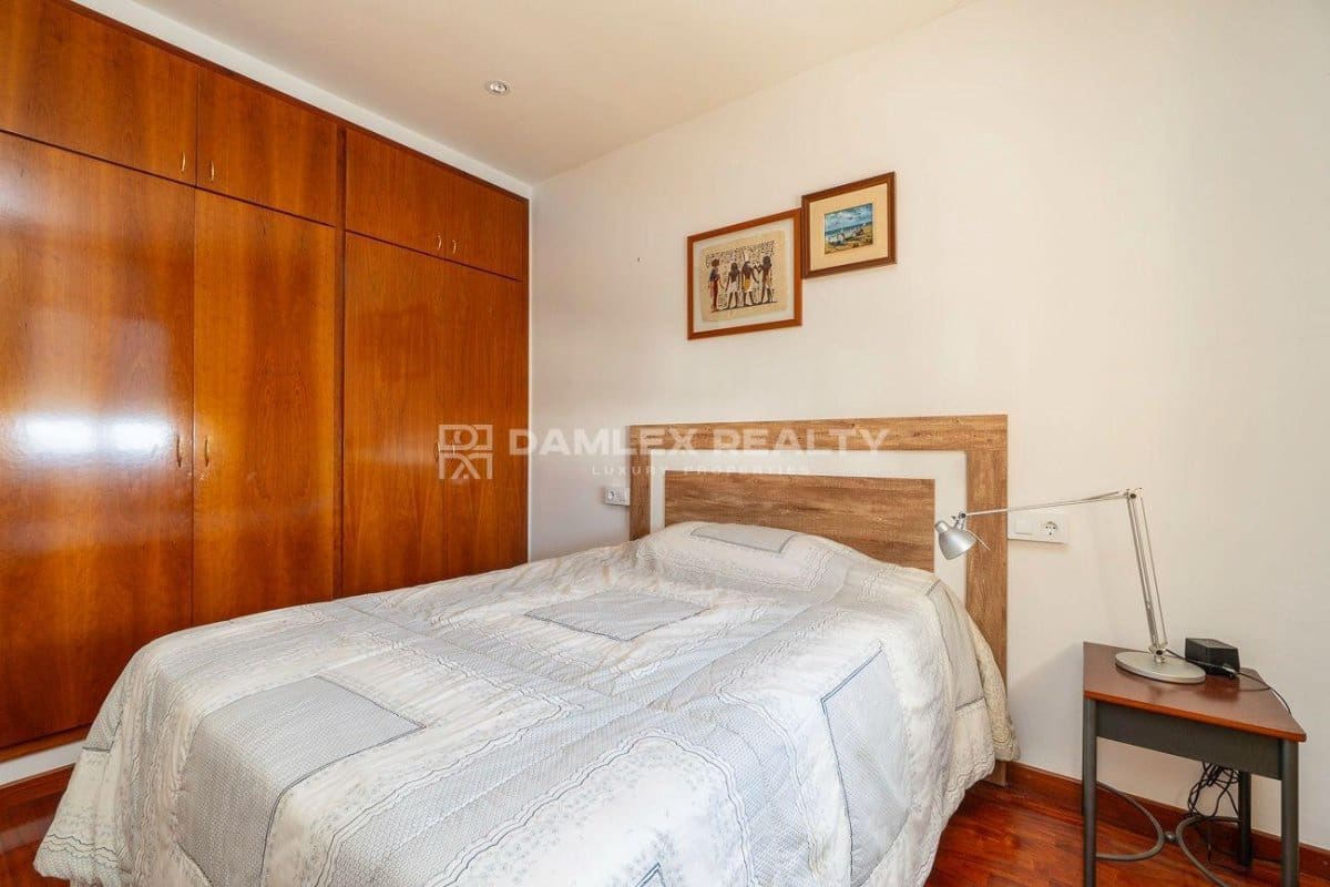 6 bedroom Villa for sale in Palamos with pool - € 899,000 (Ref: 8142993)