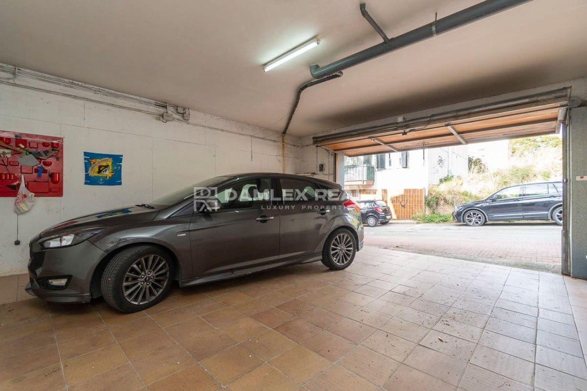 6 bedroom Villa for sale in Palamos with pool - € 899,000 (Ref: 8142993)