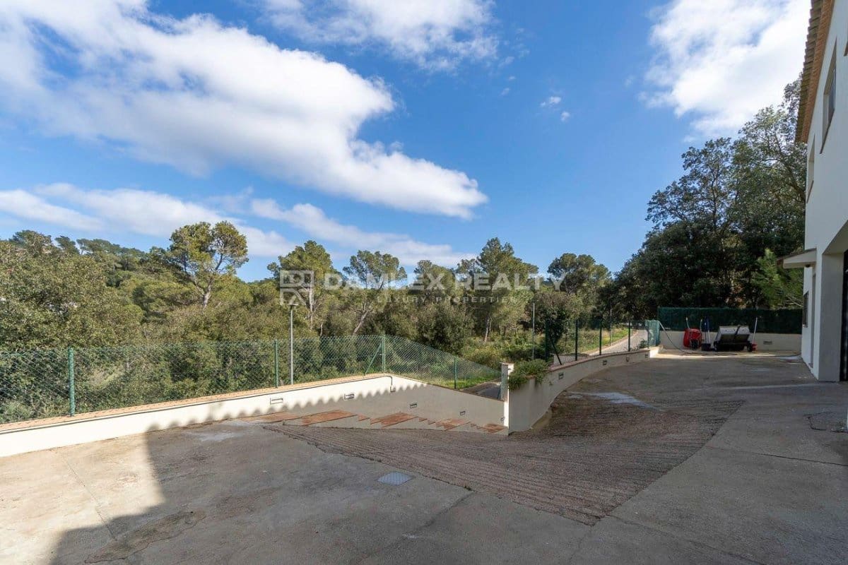 5 sypialnia Willa na sprzedaż w Begur z basenem garażem - 875 000 € (Ref: 8146558)