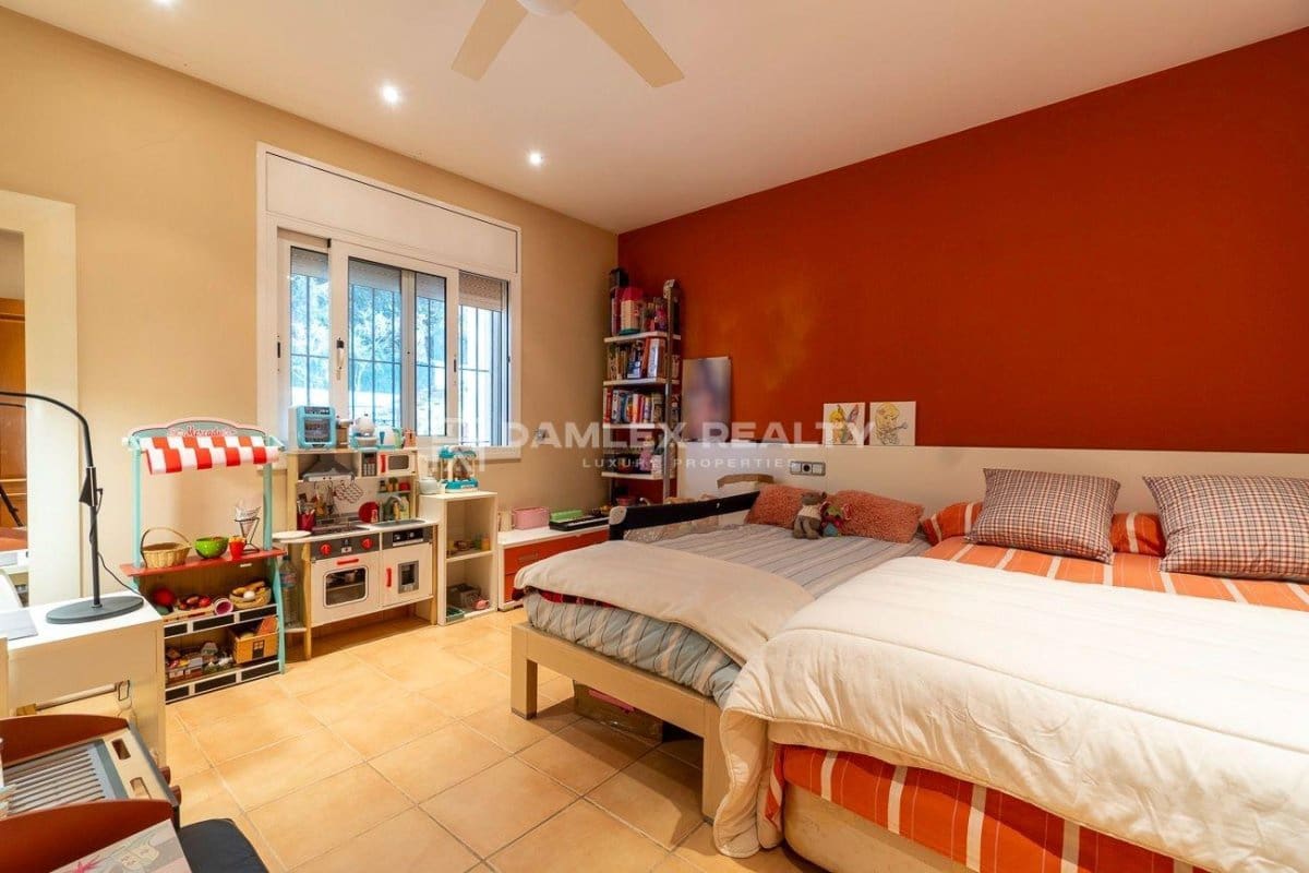 5 sypialnia Willa na sprzedaż w Begur z basenem garażem - 875 000 € (Ref: 8146558)