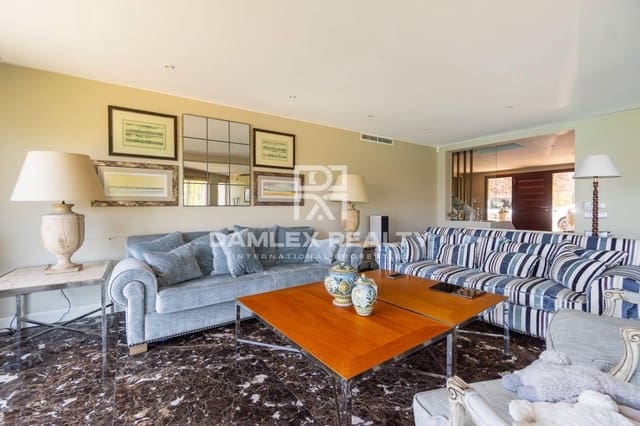 5 bedroom Villa for sale in Tossa de Mar with garage - € 3,300,000 (Ref: 8149406)