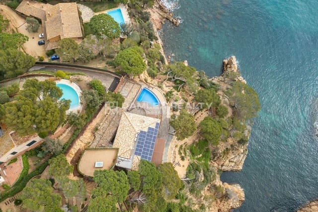 7 soveværelse Villa til salg i Sant Feliu de Guíxols med swimmingpool - € 8.300.000 (Ref: 8166975)