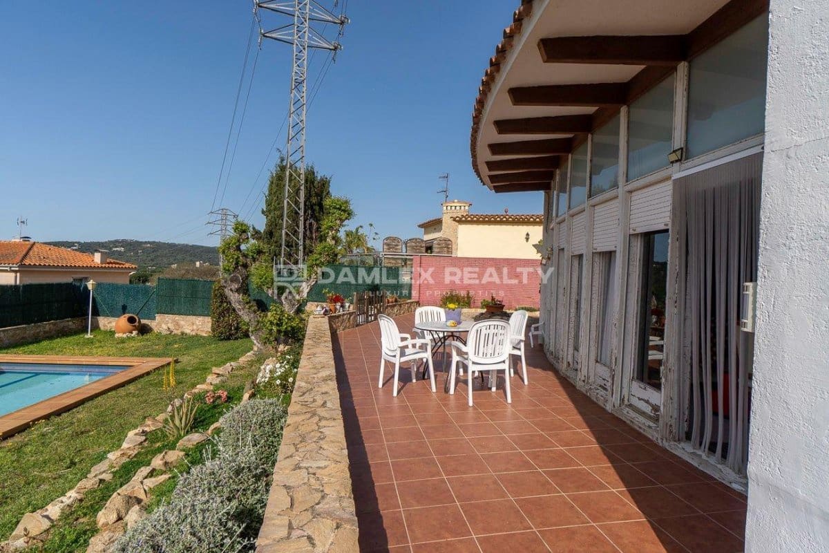 4 slaapkamer Villa te koop in Calonge i Sant Antoni met zwembad - € 530.000 (Ref: 8216820)