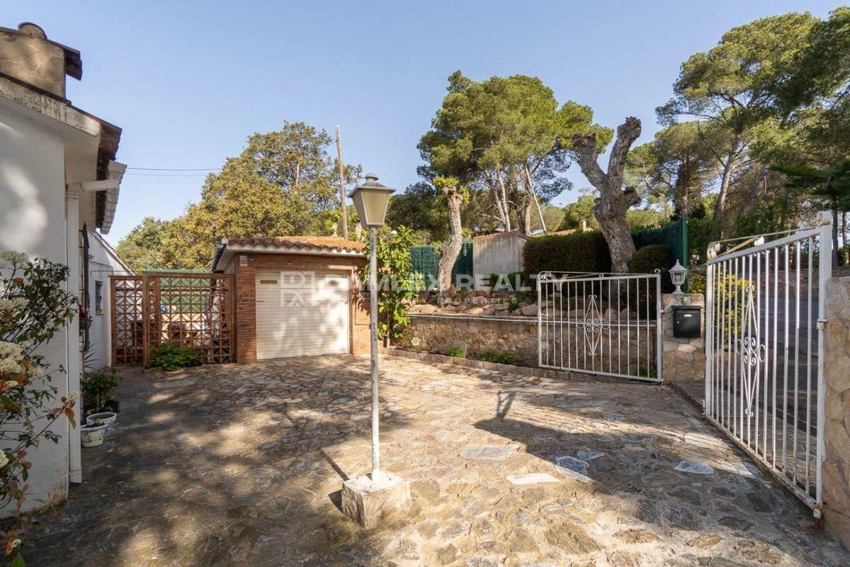 4 slaapkamer Villa te koop in Calonge i Sant Antoni met zwembad - € 530.000 (Ref: 8216820)