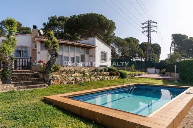 4 slaapkamer Villa te koop in Calonge i Sant Antoni met zwembad - € 530.000 (Ref: 8216820)