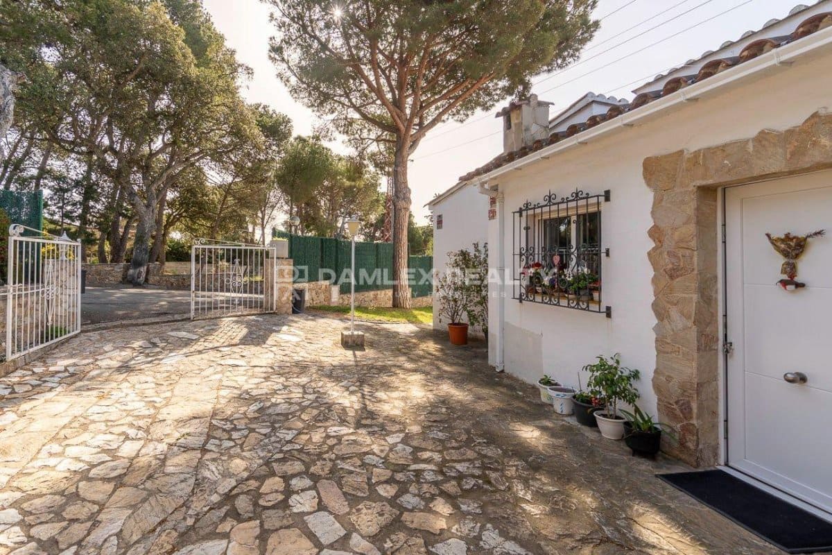 4 slaapkamer Villa te koop in Calonge i Sant Antoni met zwembad - € 530.000 (Ref: 8216820)