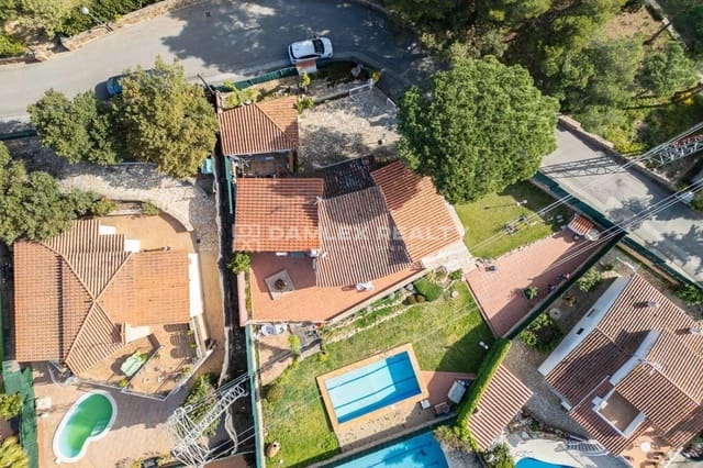 4 slaapkamer Villa te koop in Calonge i Sant Antoni met zwembad - € 530.000 (Ref: 8216820)