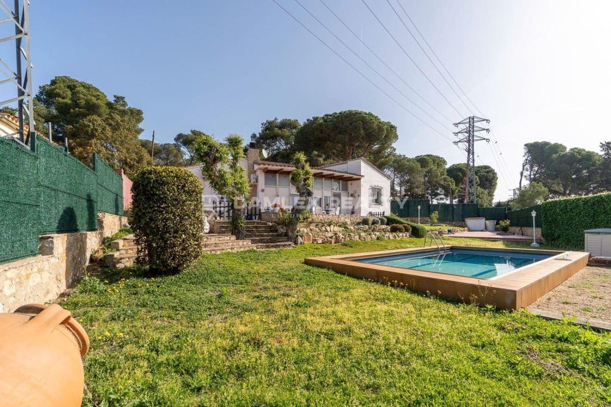 4 slaapkamer Villa te koop in Calonge i Sant Antoni met zwembad - € 530.000 (Ref: 8216820)