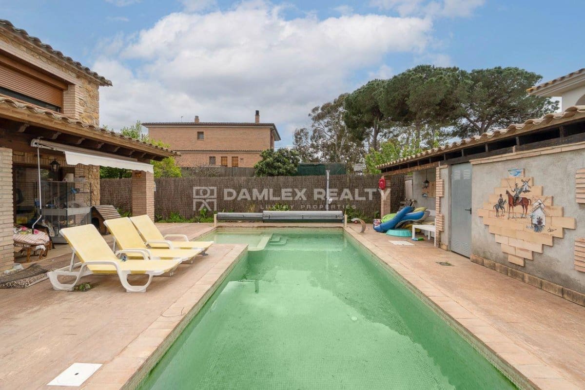 4 soverom Villa til salgs i Santa Cristina d'Aro med svømmebasseng - € 850 000 (Ref: 8227229)