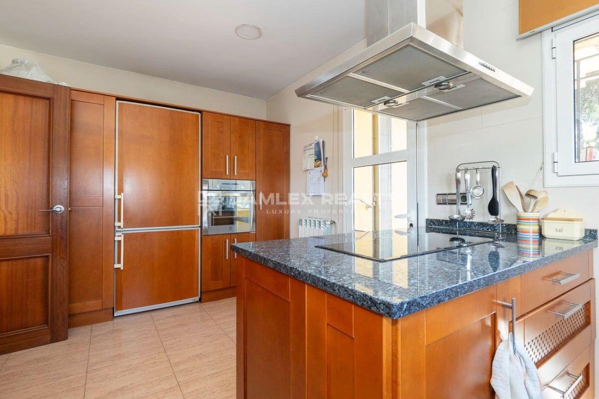 6 soveværelse Villa til salg i Platja d'Aro med swimmingpool - € 1.150.000 (Ref: 8240476)