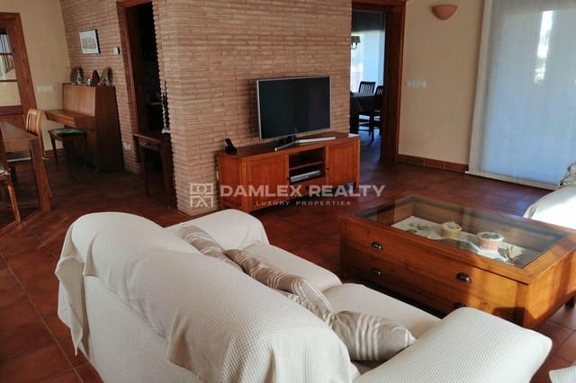 5 chambre Villa/Maison à vendre à Calella de Palafrugell, Palafrugell avec piscine - 1 100 000 € (Ref: 8250675)