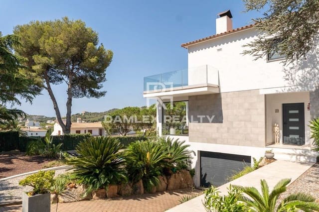 4 sovrum Villa till salu i S'Agaro, Castell-Platja d'Aro med pool - 1 440 000 € (Ref: 8289492)