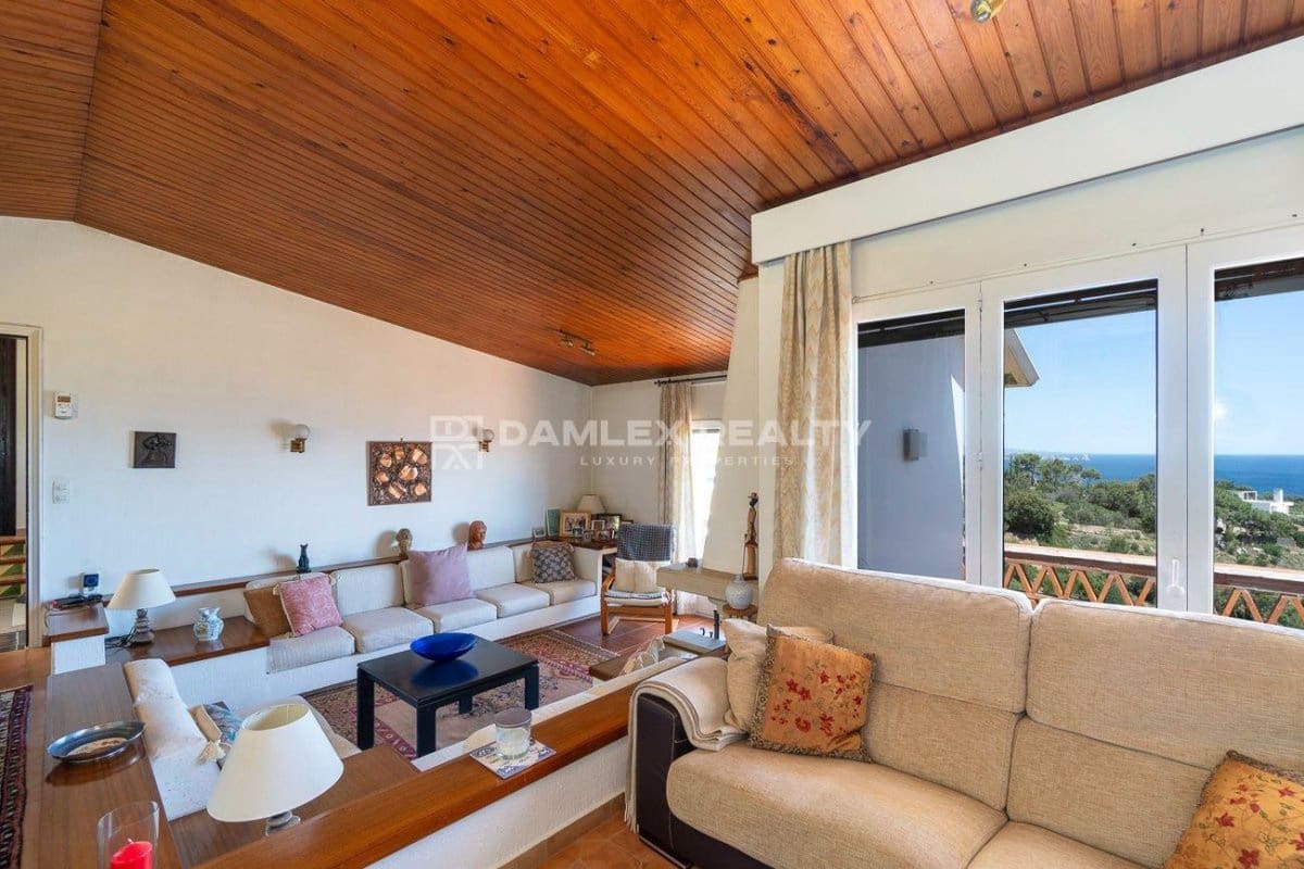 5 slaapkamer Villa te koop in Begur met zwembad garage - € 899.000 (Ref: 8290493)