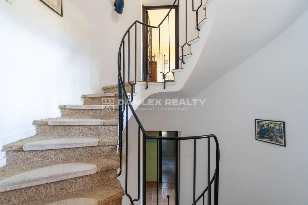 5 slaapkamer Villa te koop in Begur met zwembad garage - € 899.000 (Ref: 8290493)