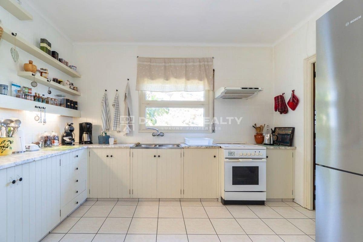 5 slaapkamer Villa te koop in Begur met zwembad garage - € 899.000 (Ref: 8290493)