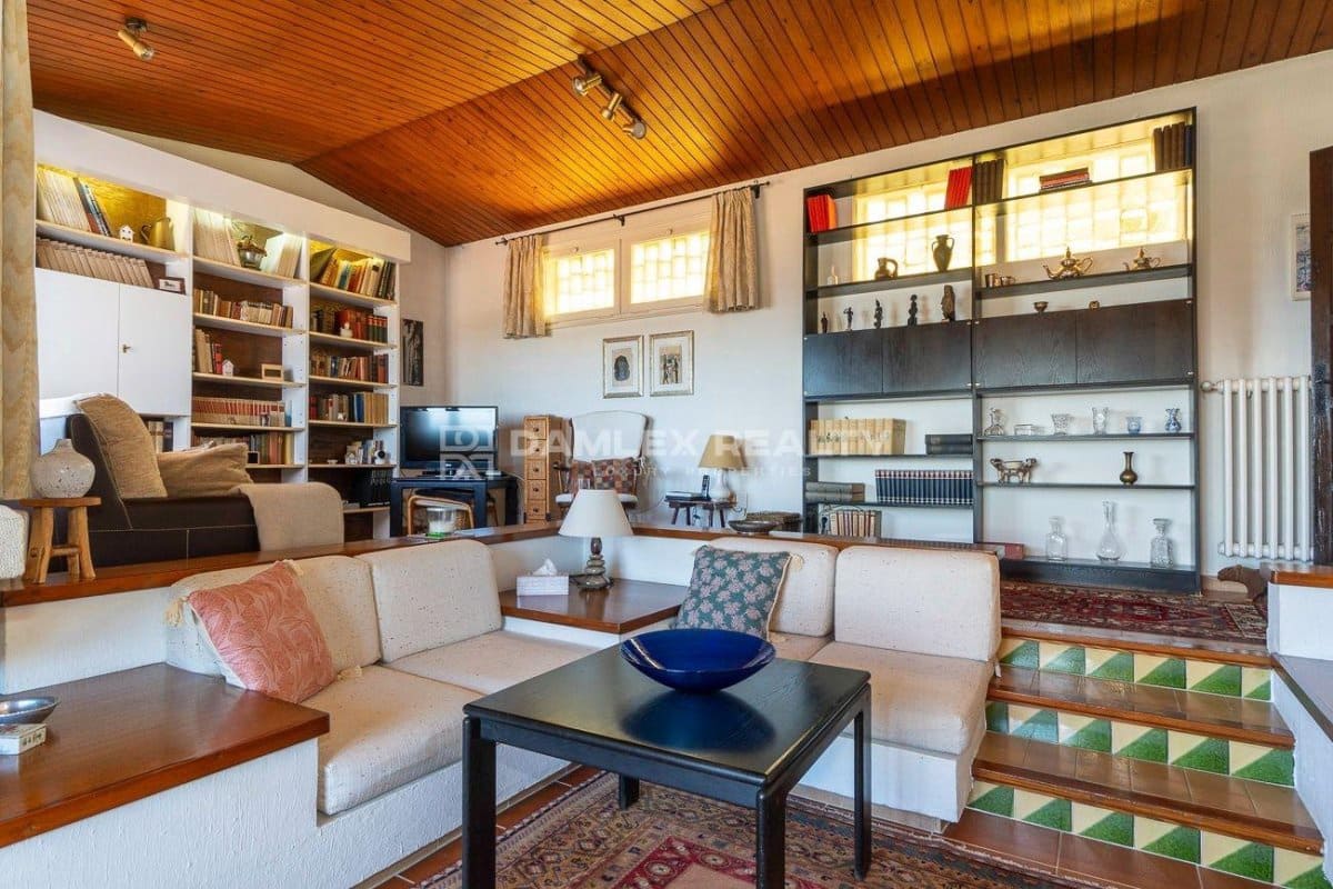 5 slaapkamer Villa te koop in Begur met zwembad garage - € 899.000 (Ref: 8290493)