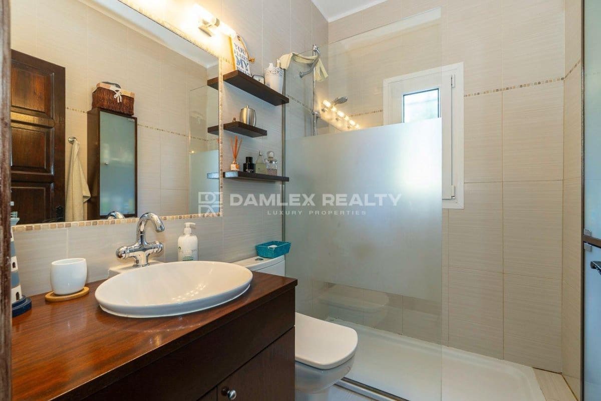 5 slaapkamer Villa te koop in Begur met zwembad garage - € 899.000 (Ref: 8290493)