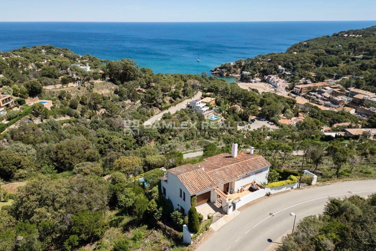 5 slaapkamer Villa te koop in Begur met zwembad garage - € 899.000 (Ref: 8290493)