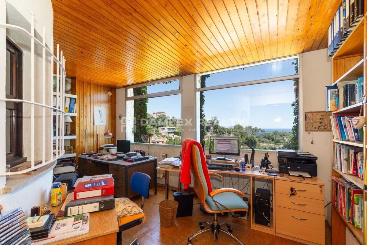 5 slaapkamer Villa te koop in Begur met zwembad garage - € 899.000 (Ref: 8290493)