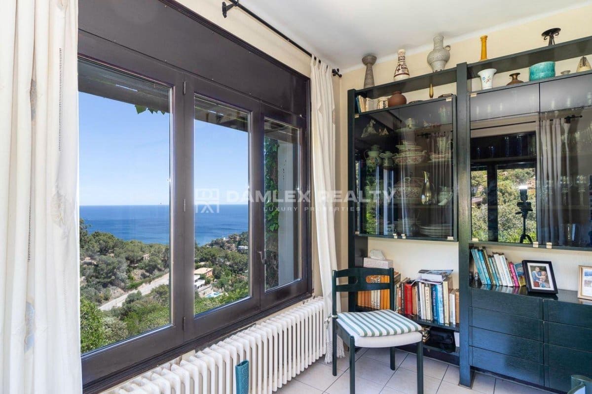 5 slaapkamer Villa te koop in Begur met zwembad garage - € 899.000 (Ref: 8290493)