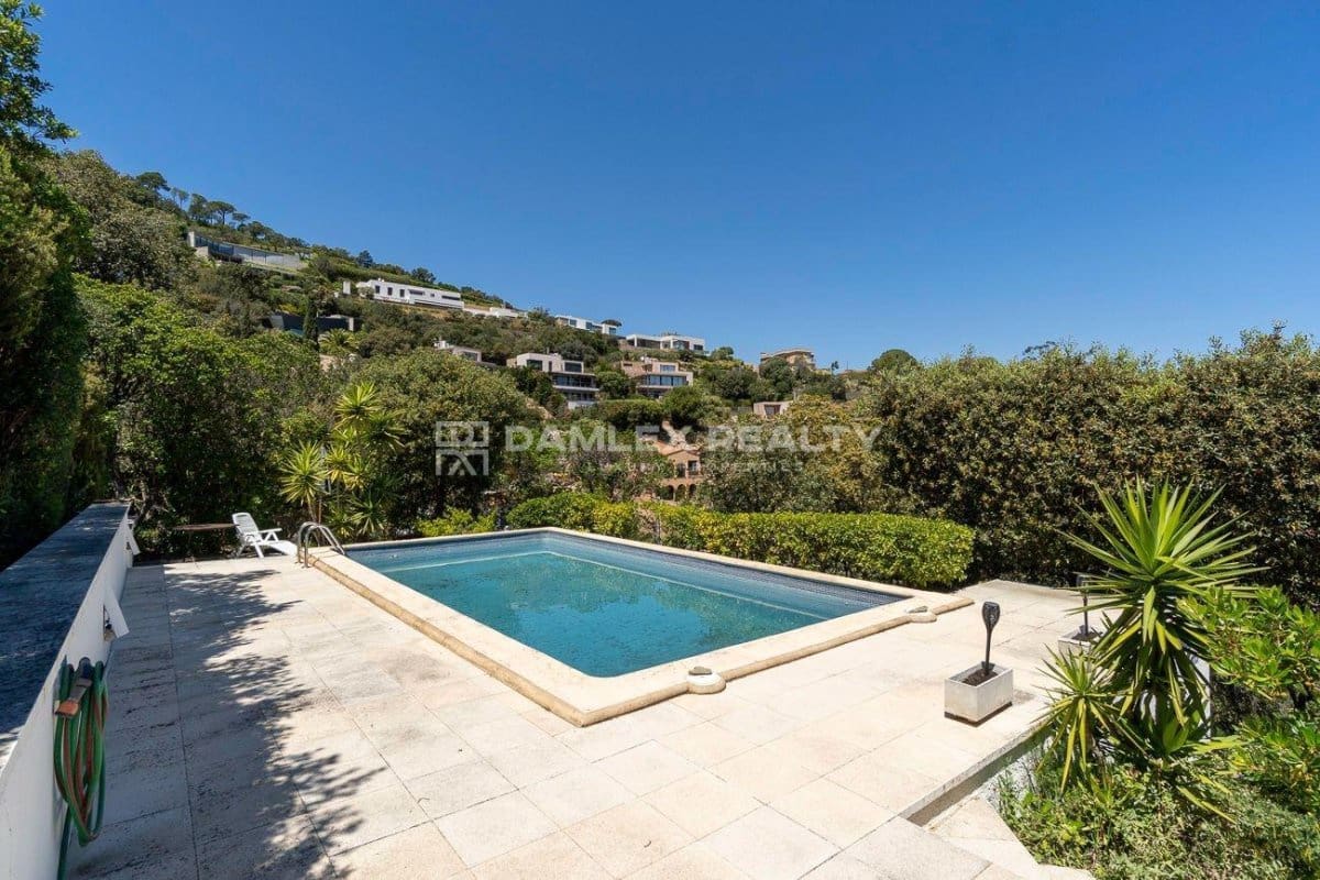 5 slaapkamer Villa te koop in Begur met zwembad garage - € 899.000 (Ref: 8290493)