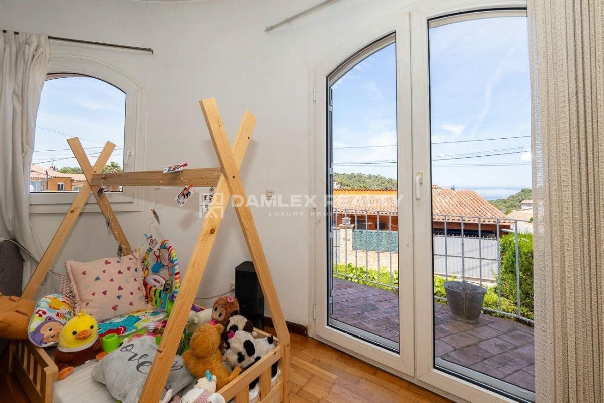 5 slaapkamer Villa te koop in Begur met zwembad garage - € 640.000 (Ref: 8298468)