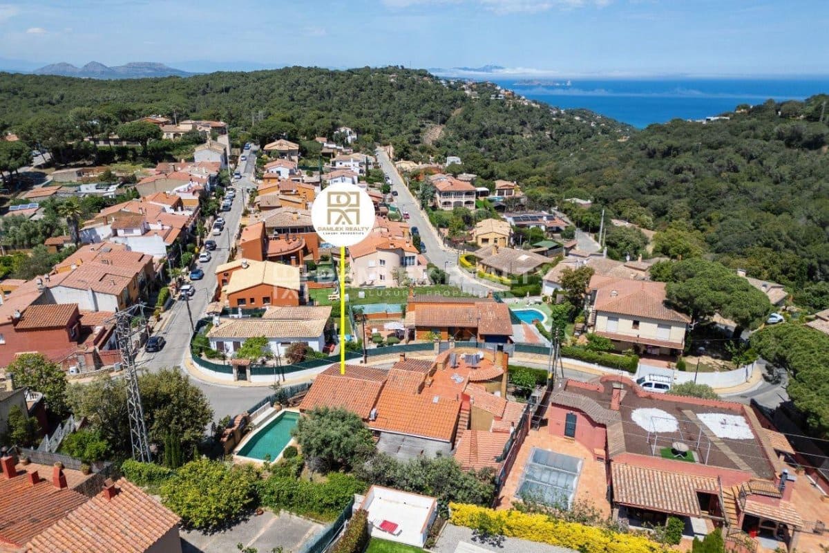 5 slaapkamer Villa te koop in Begur met zwembad garage - € 640.000 (Ref: 8298468)